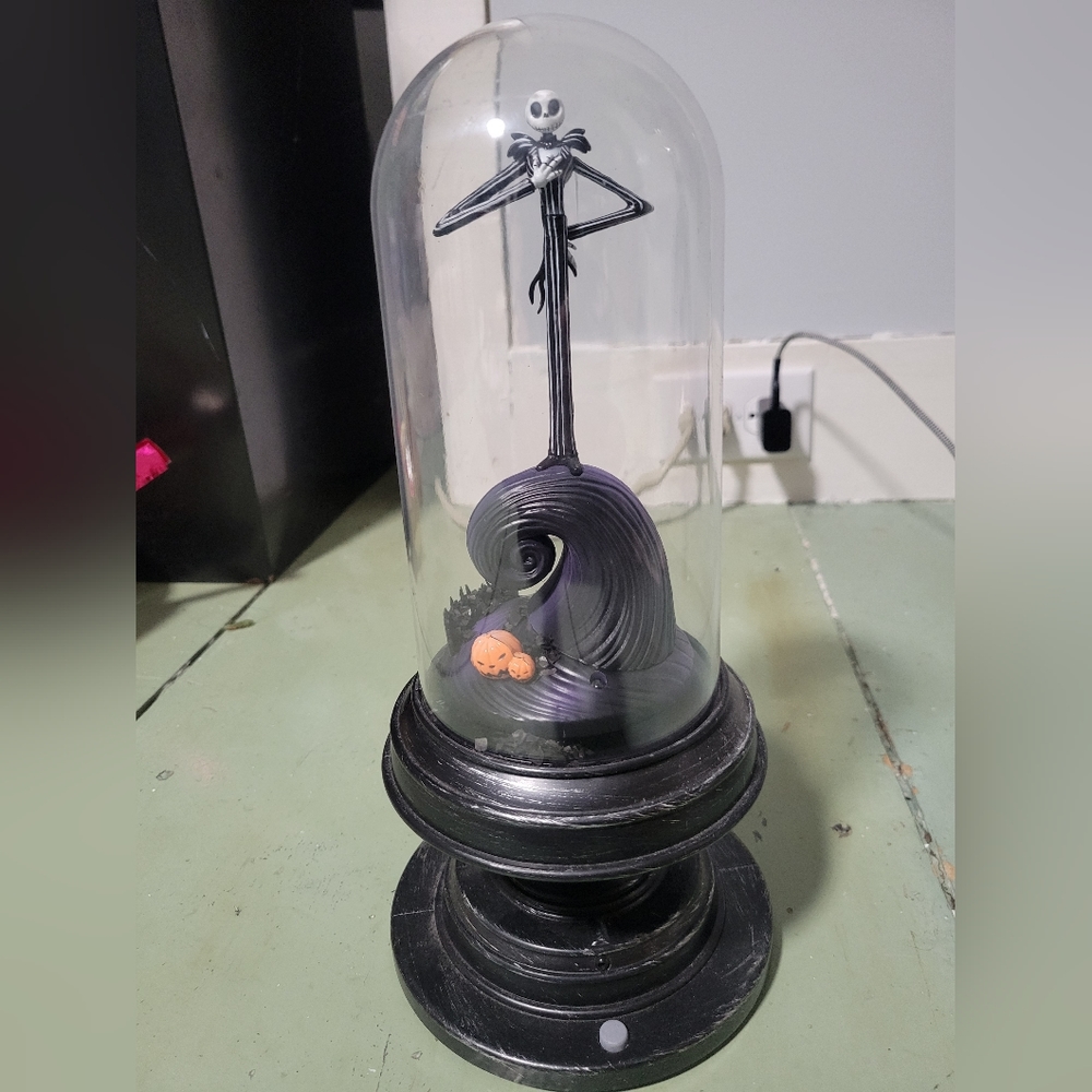 Nightmare Before Christmas Snow Globe